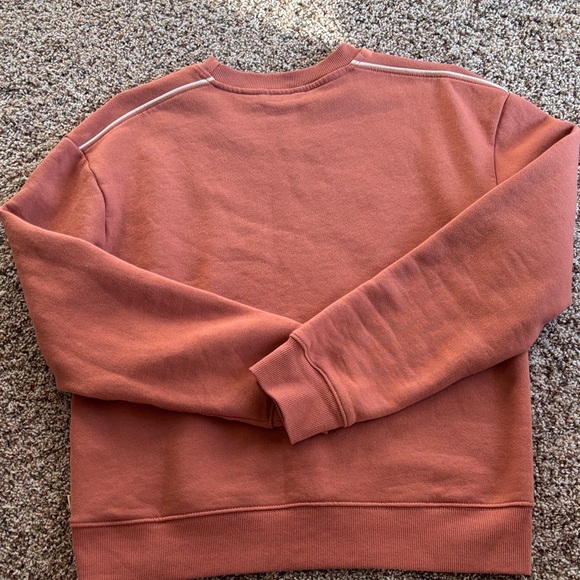 Cotopaxi Coral 'Do Good' Sweatshirt - Picture 4 of 4